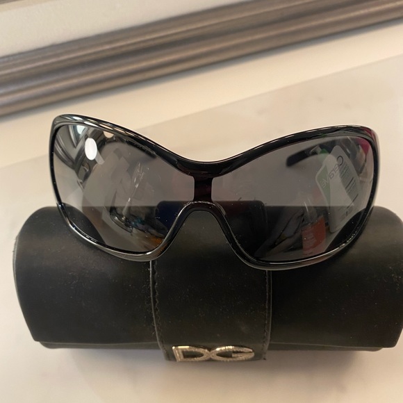 Dolce&Gabbana Sunglasses - Picture 1 of 6
